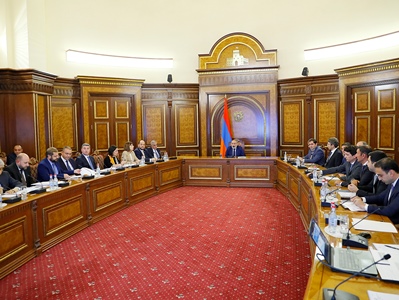 Փաշինյանի մոտ քննարկվել է 2024թ. պետբյուջեի նախագծի մակրոտնտեսական և հարկաբյուջետային շրջանակը