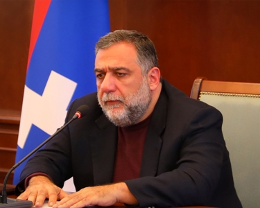 What happened to Karabakh ex-minister of state Ruben Vardanyan while passing through Lachin corridor?