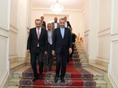 Armenia’s SC Secretary meets Iranian FM, discusses regional security situation