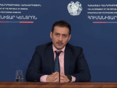 Բռնի տեղահանվածների մոտ 75%-ն ունի բանկային քարտ․ ԿԲ նախագահի տեղակալը ներկայացնում է՝ ինչպե՞ս են 100000 դրամը ստանալու