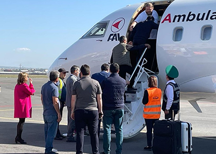 2 seriously injured Nagorno-Karabakh youth are evacuated to US (PHOTOS)