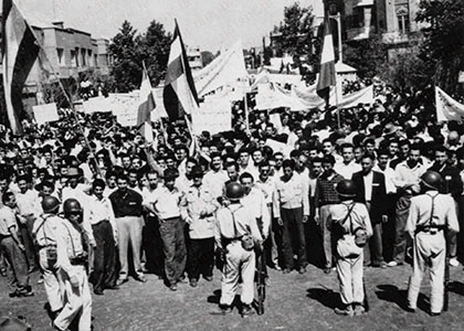 ԿՀՎ-ն հրապարակայնորեն ընդունել է, որ 1953թ. հեղաշրջումը, որին աջակցել է Իրանում, դեմոկրատական չէր