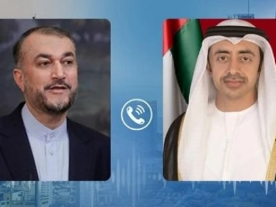 Главы МИД Ирана и ОАЭ провели телефонный разговор