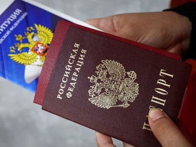 В России вступил в силу новый закон о гражданстве. Кого и за что теперь могут лишить паспорта?
