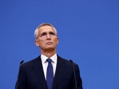 Столтенберг сообщил, что НАТО пообещала Молдавии постоянную помощь
