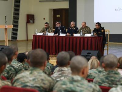 Պետք է բացառել զորամասերում թմրամիջոցների օգտագործումը և իրացումը. Զինդատախազն այցելել է ՊՆ ուսումնական կենտրոն