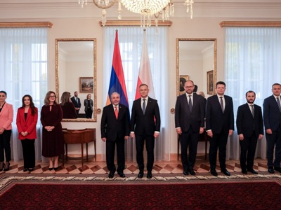 Լեհաստանում ՀՀ դեսպանն իր հավատարմագրերն է հանձնել Անջեյ Դուդային (ֆոտո)
