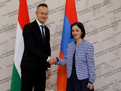 ԿԳՄՍ նախարարը Հունգարիայի ԱԳ նախարարի առջեւ բարձրացրել է ԼՂ պատմամշակութային ժառանգության պաշպանության հարցը