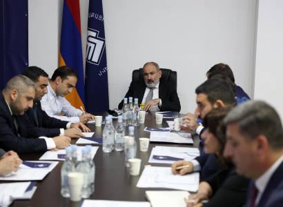 Փաշինյանը «ՔՊ» նիստ է գումարել․ կուսակցության երիտասարդական կառույցի խորհրդի նախագահ կընտրեն
