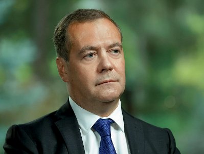России нет смысла начинать полноценный конфликт с США: Медведев заявил, что «старушки Европы» скоро не будет