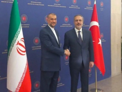 Իրանի ԱԳ նախարարը Անկարայում հանդիպել է Հաքան Ֆիդանի հետ