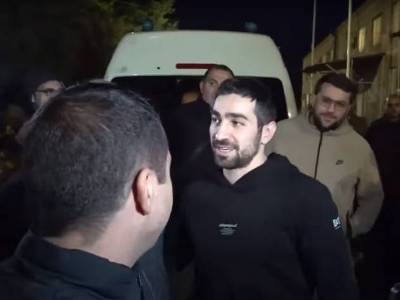 «Հրապարակ». ՔՊ-ականներն քննարկում են Լեւոն Քոչարյանին անձեռնմխելիությունից զրկելու հարցը