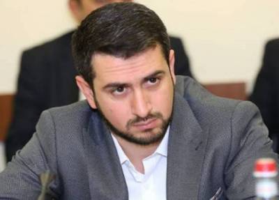 «Ժողովուրդ». Նարեկ Բաբայանի մեքենայի համարանիշները 3 մլն դրամից ավելի արժեն