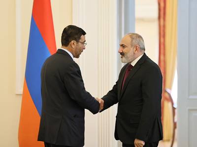 Երկկողմ փոխգործակցությունը վերջին շրջանում կրում է դինամիկ բնույթ. Փաշինյանն ընդունել է ԱՄԷ պետնախարարին