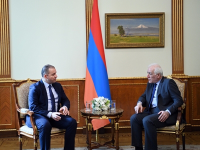 Վահագն Խաչատուրյանն ընդունել է Էկոնոմիկայի նախարար Վահան Քերոբյանին. Վերջինս ներկայացրել է տնտեսական ցուցանիշերը