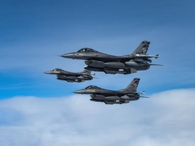 Российские военные заявили, что израильские F-16 нанесли удары по позициям вооруженных сил Сирии
