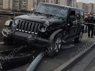Երևանում Jeep Wrangler-ը վրաերթի է ենթարկել 3 հետիոտնի, ապա տապալել երկաթե էլեկտրասյունը. Վարորդը եղել է սթափ