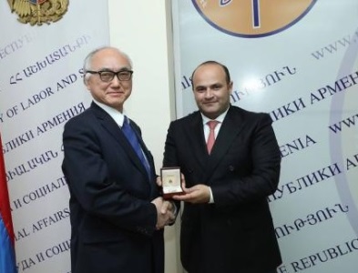 Ես իսկապես տխուր եմ հեռանալու համար, սիրեցի Հայաստանն ու հայ ժողովրդին. Ճապոնիայի դեսպանին ընդունել է Նարեկ Մկրտչյանը