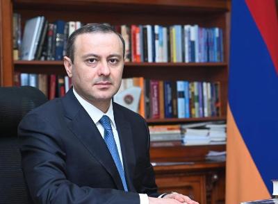 «Ժողովուրդ». ԱԽ քարտուղարի դիզած ունեցվածքը