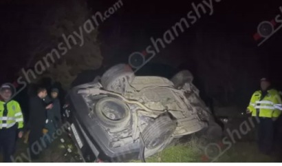 Խոշոր վթար Սյունիքի մարզում. Range Rover-ը, մի քանի պտույտ շրջվելով, գլխիվայր հայտնվել է ձորում