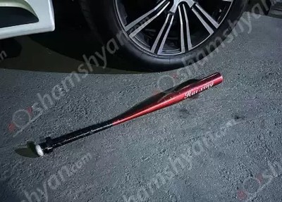 Վեճ ու ծեծկռտուք՝ Երևանում, եղբայրները վնասվածքներով հոսպիտալացվել են. դեպքի վայրում գտել են բիտա, վնասված մեքենաներ