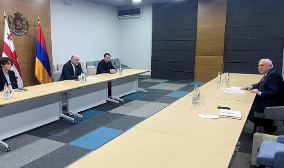 Վրաստանում ՀՀ դեսպան Աշոտ Սմբատյանը հանդիպել է Վրաստանի ՆԳՆ տեղակալ Ալեքսանդր Դարախվելիձեի հետ