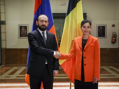 Armenia, Belgium FMs confer about recent developments in regional security