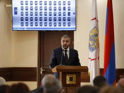 Ավագանու նիստի ժամանակ վեճն առաջացավ որոշ ընդդիմադիրների սադրանքի արդյունքում․ Արմեն Փամբուխչյան
