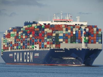 US suspected Iran of attacking Israeli billionaire's ship