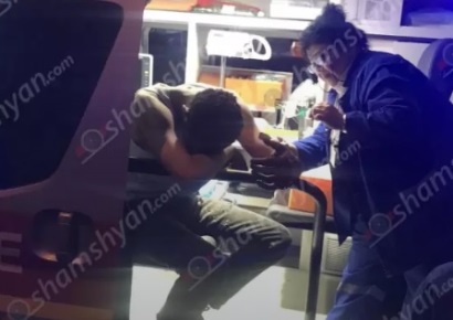 Երևանի Եղբայրության փողոցում 30-ամյա երիտասարդն ինքնահրկիզման փորձ է արել. shamshyan.com