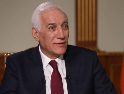 «Ժողովուրդ». Վահագն Խաչատուրյանը ձեռք է բերել գերթանկարժեք զրահապատ ավտոմեքենա. ինչու են գաղտնի պահվում նրա ծախսերը