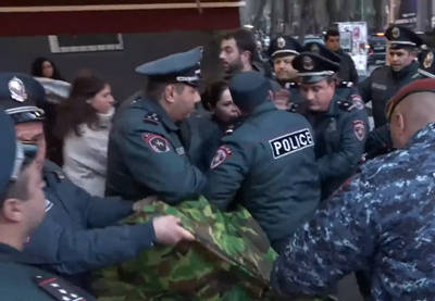 «Грапарак»: Пашиняну было можно, а другим – нет
