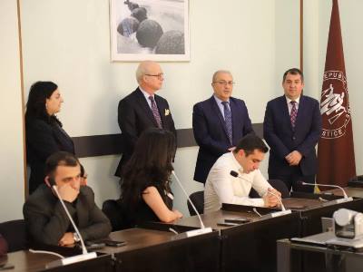 Արդարադատության փոխնախարարը և Նիդերլանդների փոխդեսպանը անդրադարձել են հետագա համագործակցությանը