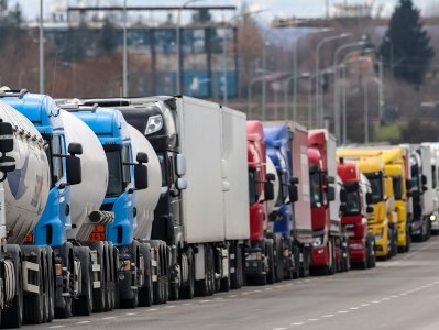В Польше пообещали усилить контроль за грузовиками из Украины