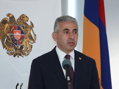 Հաշվարկե՞լ եք՝ Փաշինյանի ավտոշարասյունով երթևեկելն ինչ խցանումներ է առաջացնում․ Էդգար Ղազարյանը՝ փոխքաղաքապետին