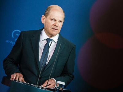 Канцлер Германии пообещал Украине дальнейшую поддержку
