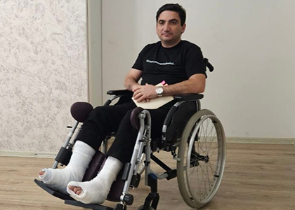 Կոտրվել են երկու ոտքերս. Նաիրի Հոխիկյան