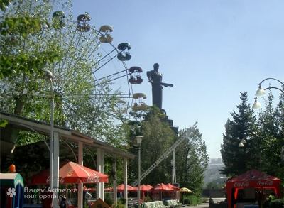 «Ժողովուրդ». «Հաղթանակ» զբոսայգու տիրոջ որդին քրոջն ու եղբորը զրկում է ժառանգությունից. ՍԴ դատավորի անուն են տալիս
