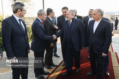Սիրիայի վարչապետը պաշտոնական այցով ժամանել է Իրան