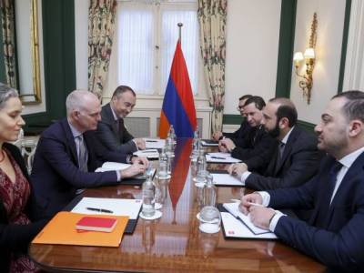 Միրզոյանը Միշելի խորհրդականի հետ քննարկել է տարածաշրջանային անվտանգությանն առնչվող հարցեր