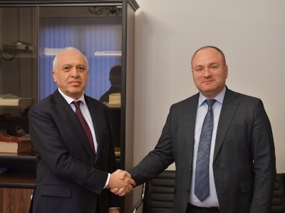 ՀՀ դեսպանը Վրաստանի Պաշտպանության հանձնաժողովի ղեկավարի հետ քննարկել է տարածաշրջանային զարգացումները