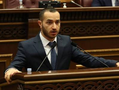 «Հրապարակ». «Իմ քայլը» հիմնդրամը որոշել է տեղեկատվությունը չհրապարակե՞լ, թե՞ «մուծվողներն » են պակասել