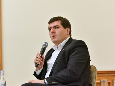 Բիբլոս Բանկ Արմենիայի գլխավոր գործադիր տնօրենը մասնակցեց դրամի 30-ամյակին նվիրված պանելային քննարկմանը