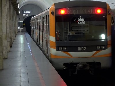 В ереванском метрополитене на линию выехал еще один новый подвижной состав
