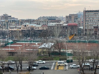«Փաստ». Ի՞նչ նախապատմություն է թաքնված թենիսի կորտերի առումով