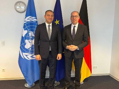 Economy minister presents Armenia’s Crossroads of Peace project to Germany colleague
