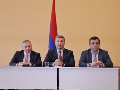 «Համոզված եմ՝ կօգնեն նորանշանակ մարզպետին». Սանոսյանը Լոռու մարզպետի աշխատակազմին