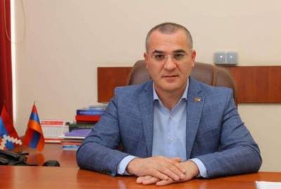 «Հրապարակ». Արցախի նախկին պետնախարարն արտագաղթո՞ւմ է