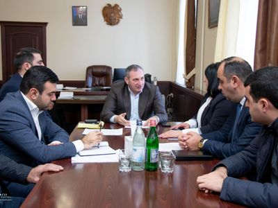 Կախիչների ու ցնցուղների հետքերով. Լոռու մարզպետի մոտ քննարկվել են թերությունների վերացմանն ուղղված աշխատանքները