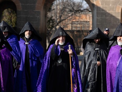 Անցնող մի քանի տարիներին հոգևոր, կրթական, մտավոր և ռազմական հարատև պայքարի մեջ ենք. Տ․ Շահե վարդապետ Անանյան